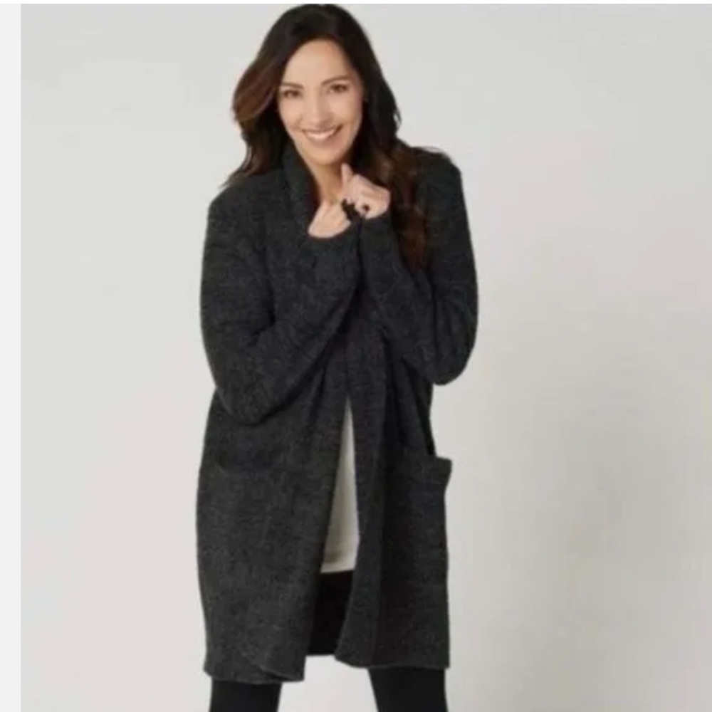 Barefoot Dreams super soft Cozychic Cali Cardigan in carbon black w2.